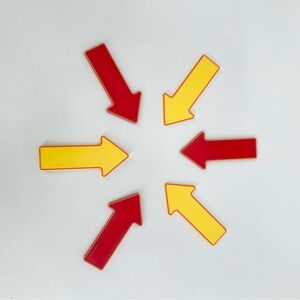 Pointer Arrows for Resellers Set of 6 3D Print Red Yellow Plastic Flaws Features